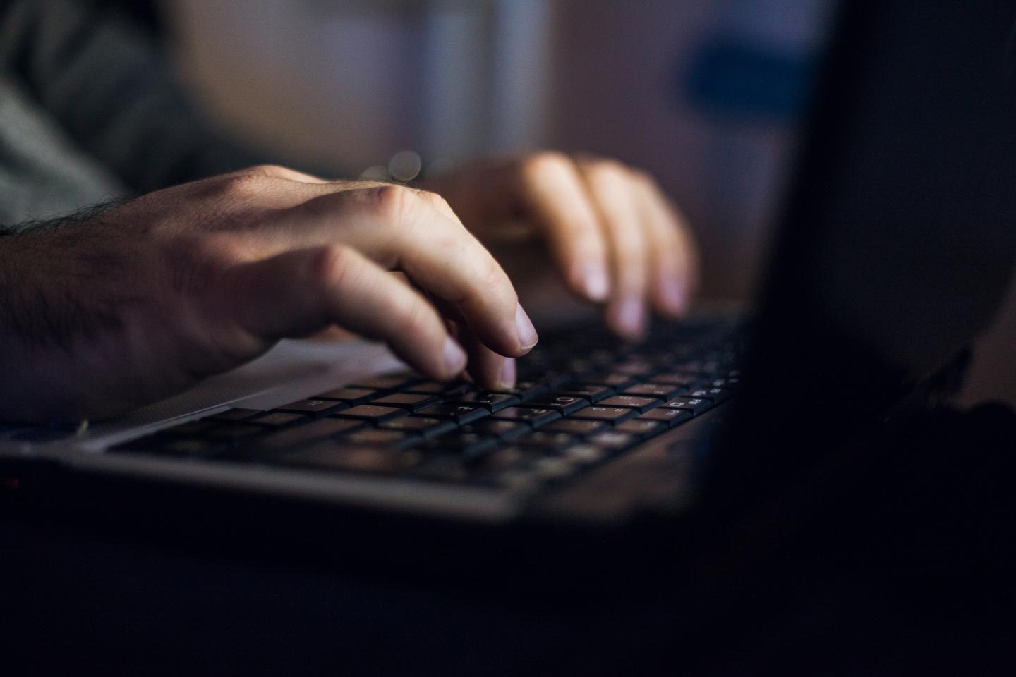 Former Yahoo Employee Pleads Guilty to Hacking Thousands of Accounts to Find Nude Photos