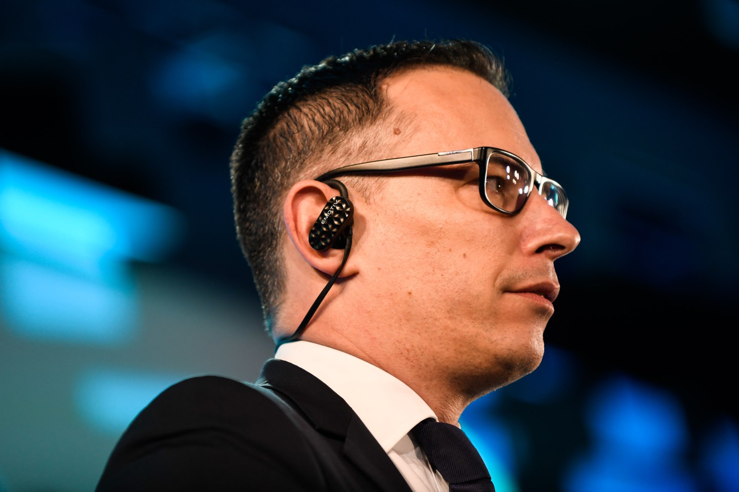 009 Fortune Global Tech Forum 2019 Thursday, November 7th 2019 Guangzhou, China. 11:10 - 11:20
NEUROINFORMATICS: THE REAL FUTURE OF WORK Learn how one company is using portable brain sensors and machine learning to scientifically measure levels of stress and attention in real time and help organizations to improve workplace wellness, safety, learning and productivity with personalized and adaptive evidence-based solutions. Presenter: Olivier Oullier, President, EMOTIV Photographed by Shawn Koh/Fortune