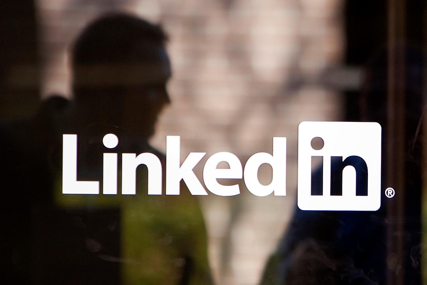 LinkedIn Removed 60 Million Spam Posts in the First Half of 2019—3.94 Billion Fewer Than Facebook