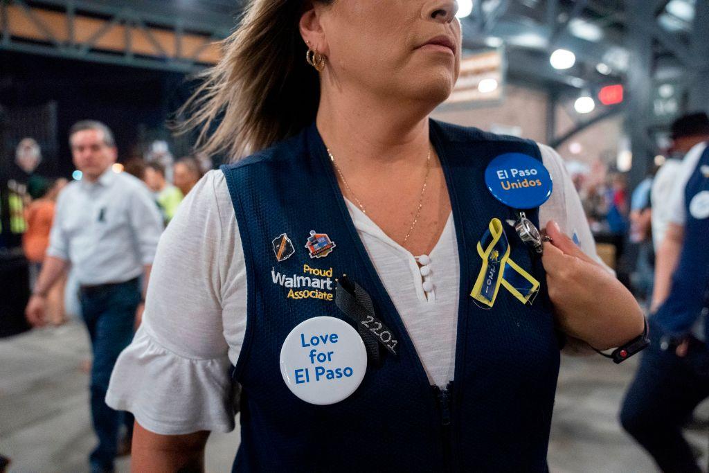 Walmart Hires Off-Duty Officers Ahead of El Paso Reopening