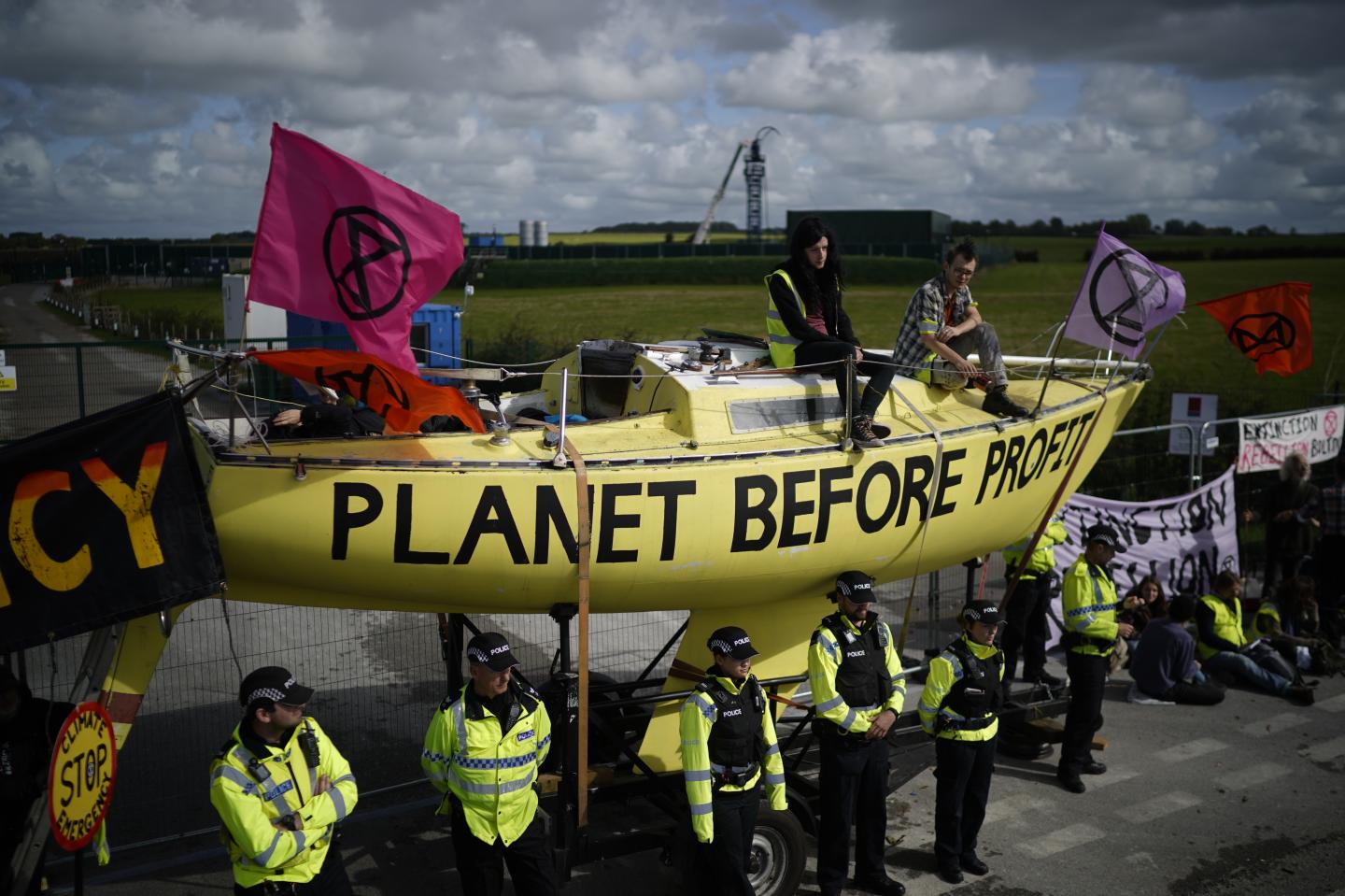 The Ground Shakes Under Britain Again, Forcing the Government to Ban Fracking