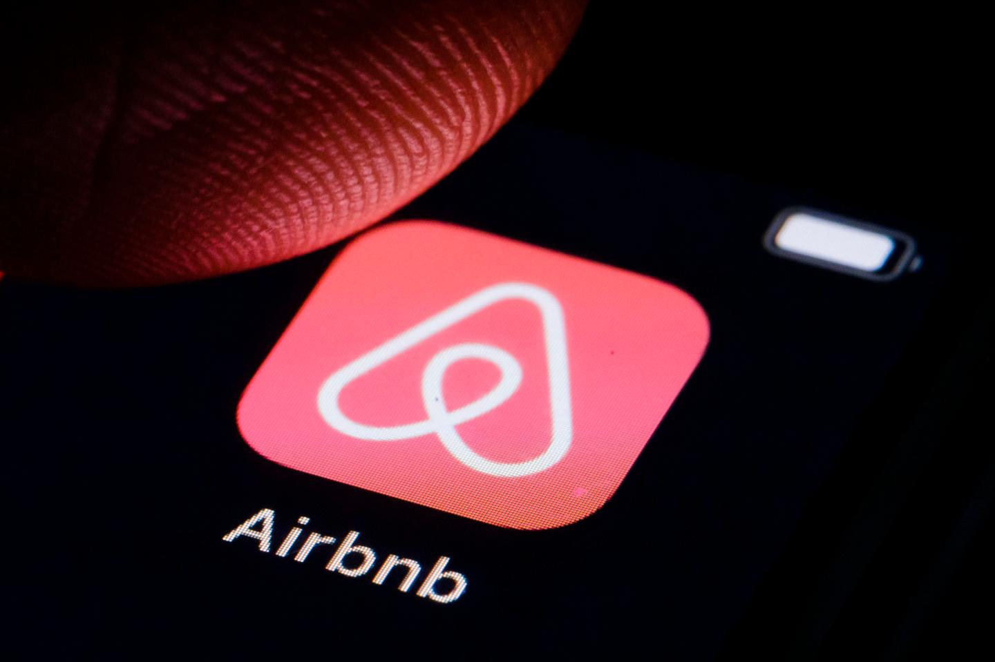 Airbnb Shooting, Scams Prompt New Safety Measures, Email From CEO Says