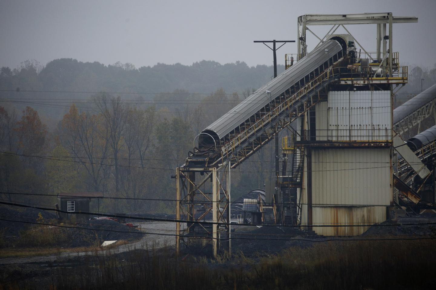 A coal conveyor is seen on the grounds of the recently idled Muhlenberg County Coal Co. Paradise Mine, a subsidiary of Murray Energy Holdings Co., in Central City, Kentucky, U.S., on Wednesday, Oct. 30, 2019. Murray Energy, the largest privately owned U.S. coal company, filed for Chapter 11 protection in the U.S. Bankruptcy Court in Columbus, Ohio, to restructure more than $2.7 billion of debt. Photographer: Luke Sharrett/Bloomberg via Getty Images