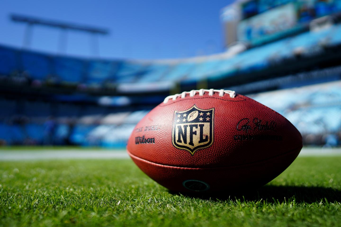 Tennessee Titans v Carolina Panthers
