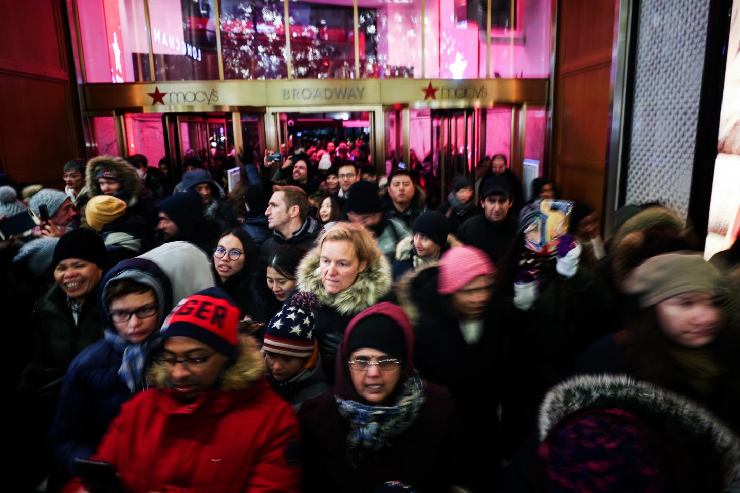 Macy's-Black-Friday-Opening