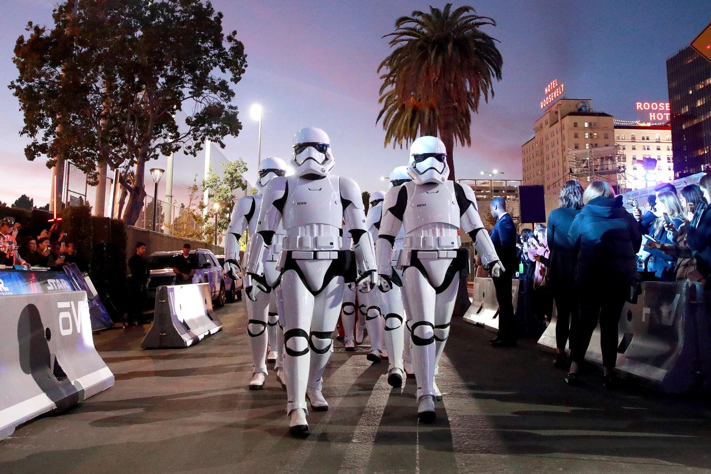 Disney+-Star-Wars-Premiere