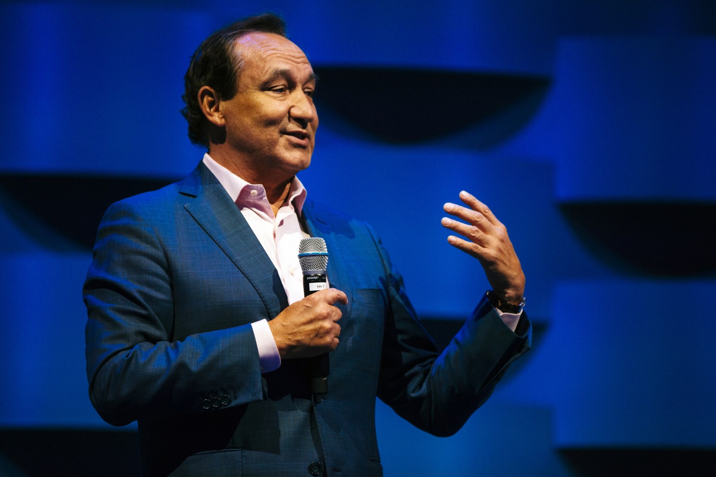 United Airlines Holdings Inc. Interactive Reveal Exhibit