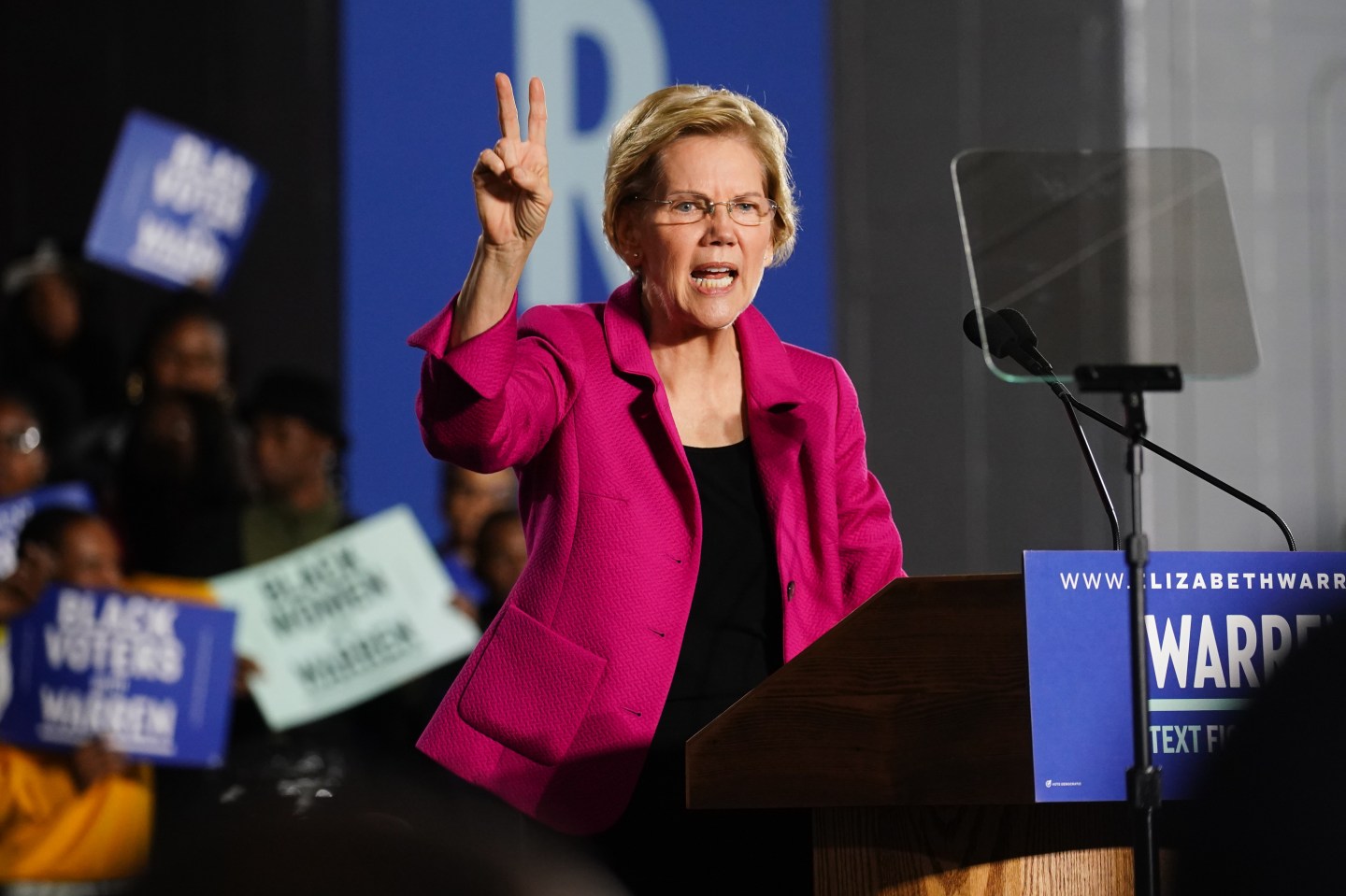 Democratic Presidential Candidate Elizabeth Warren Speaks At Clark Atlanta University