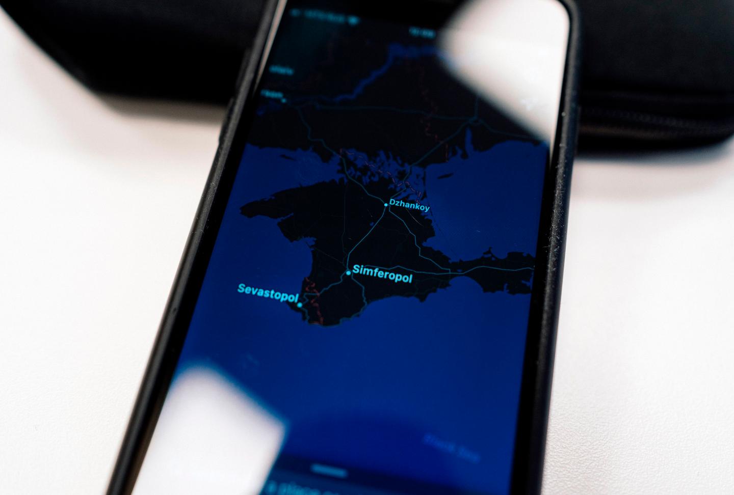 An Apple map with the Crimea peninsula, as seen by users in Russia