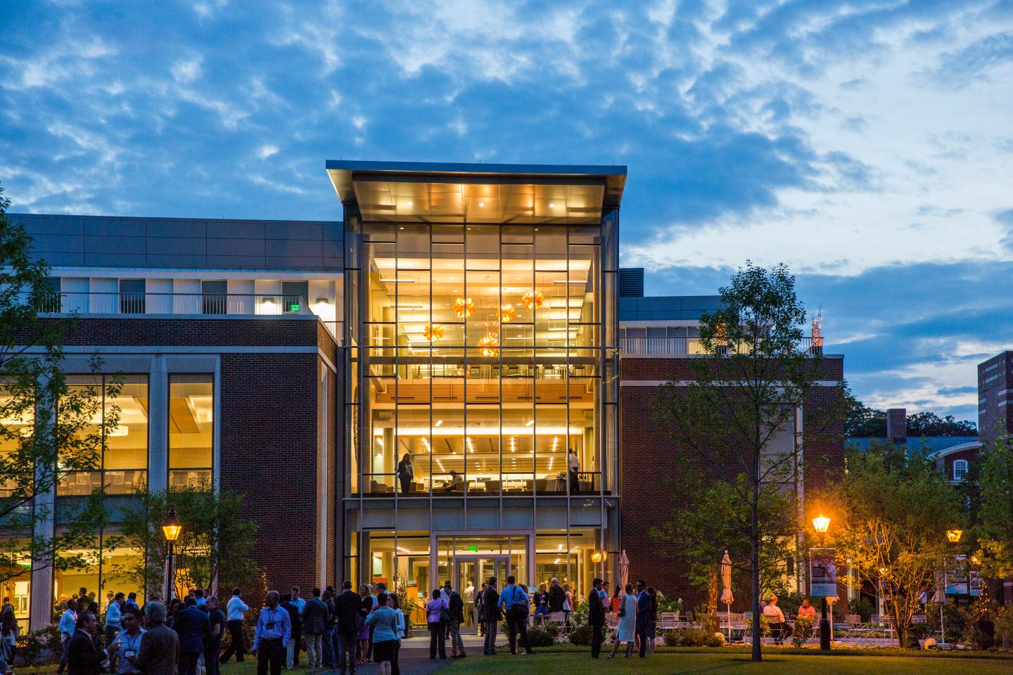 The Pessimism of Harvard Business School Alumni