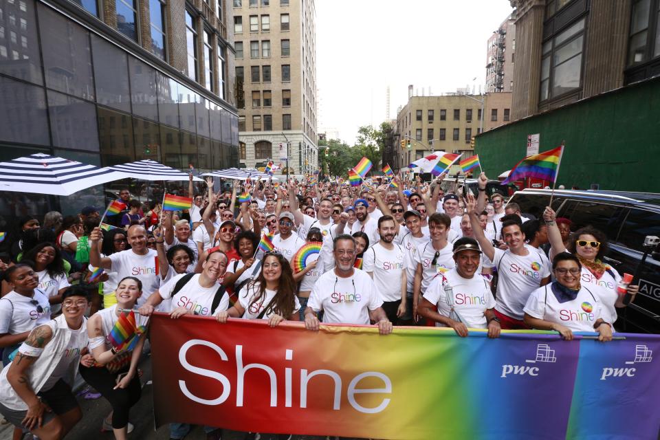 Pricewaterhouse Coopers_Best Workplaces Diversity 2019_069