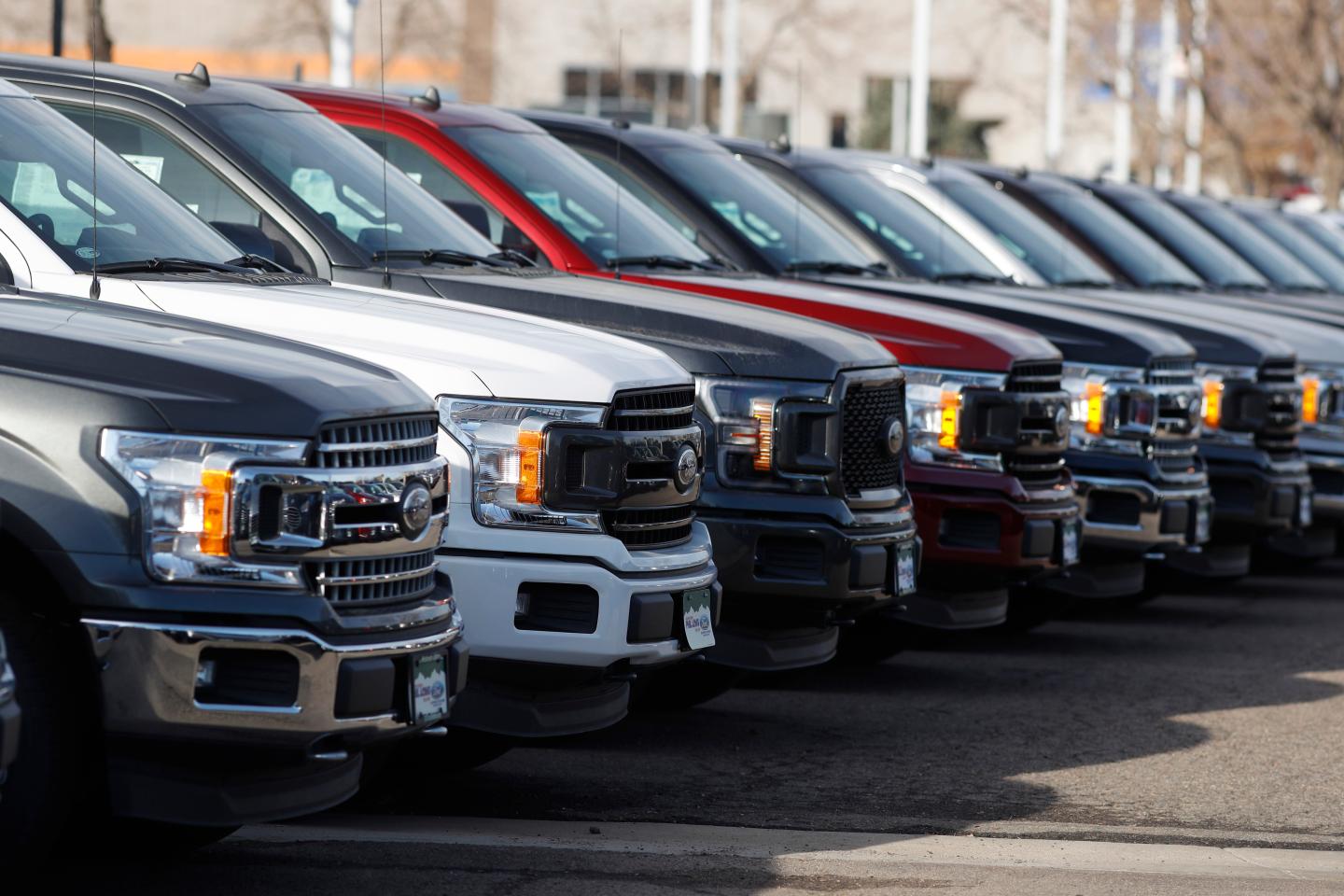 Why some experts think auto loans are the next ‘red flag’ for the economy