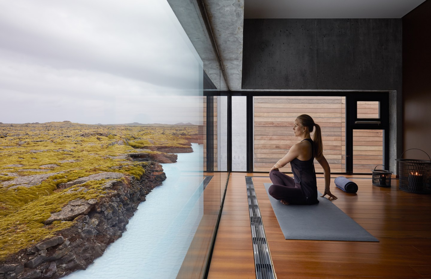 The Retreat offers a luxurious escape in the middle of Iceland’s bustling Blue Lagoon.