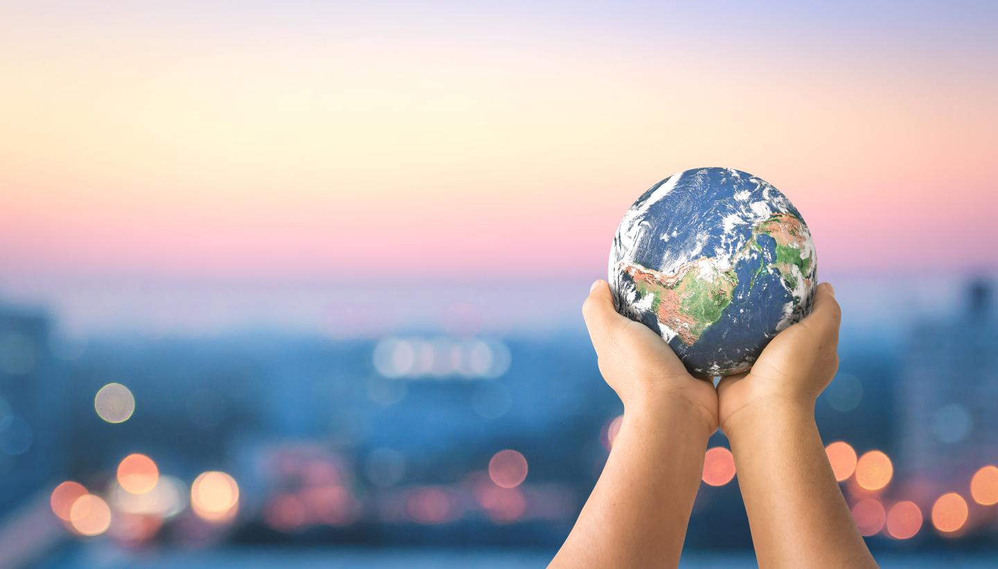 Fortune poll: Investors want corporations to focus on more than just shareholders