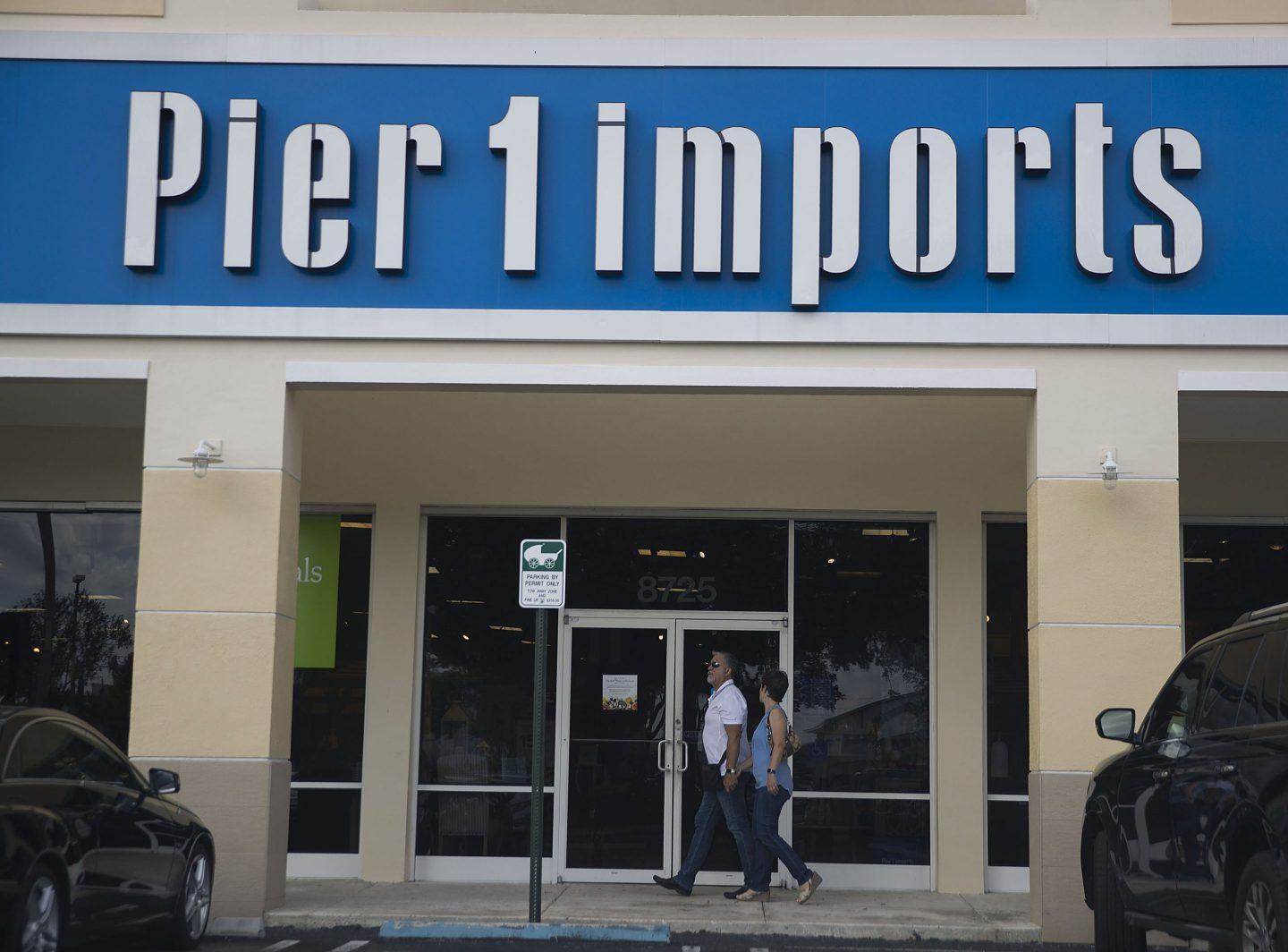 MIAMI, FLORIDA - APRIL 19: A Pier 1 Imports store is seen on April 19, 2019 in Miami, Florida. The company announced that it's shuttering as many as 45 locations this year or up to 15% of stores if the they are unable to reach performance goals, sales targets, and reductions in occupancy and other costs. (Photo by Joe Raedle/Getty Images)