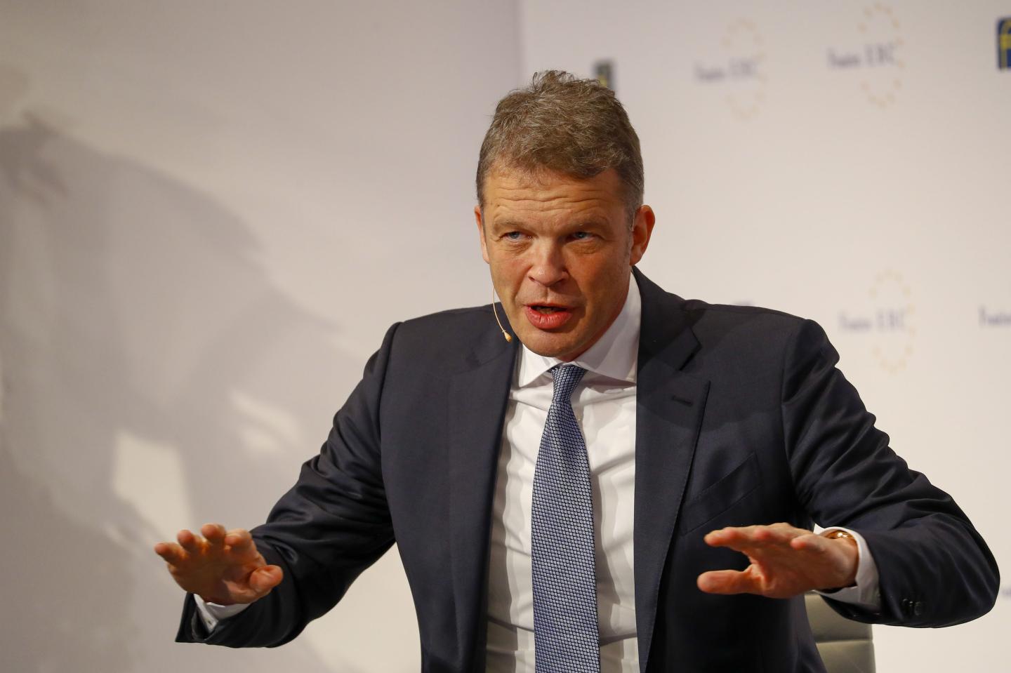 Deutsche Bank’s ‘annus horribilis’ reveals the true cost of negative interest rates