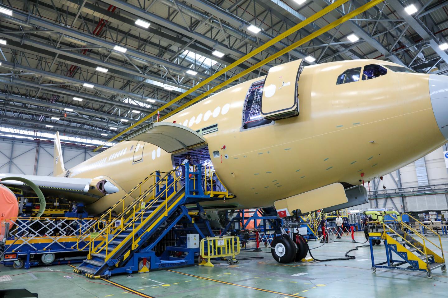 MADRID, SPAIN - NOVEMBER 27: Maintenance work on an Airbus aircraft at the Airbus plant in Getafe on November 27, 2019 in Madrid, Spain. (Photo by Jesús Hellín/Europa Press via Getty Images) (Photo by Europa Press News/Europa Press via Getty Images)