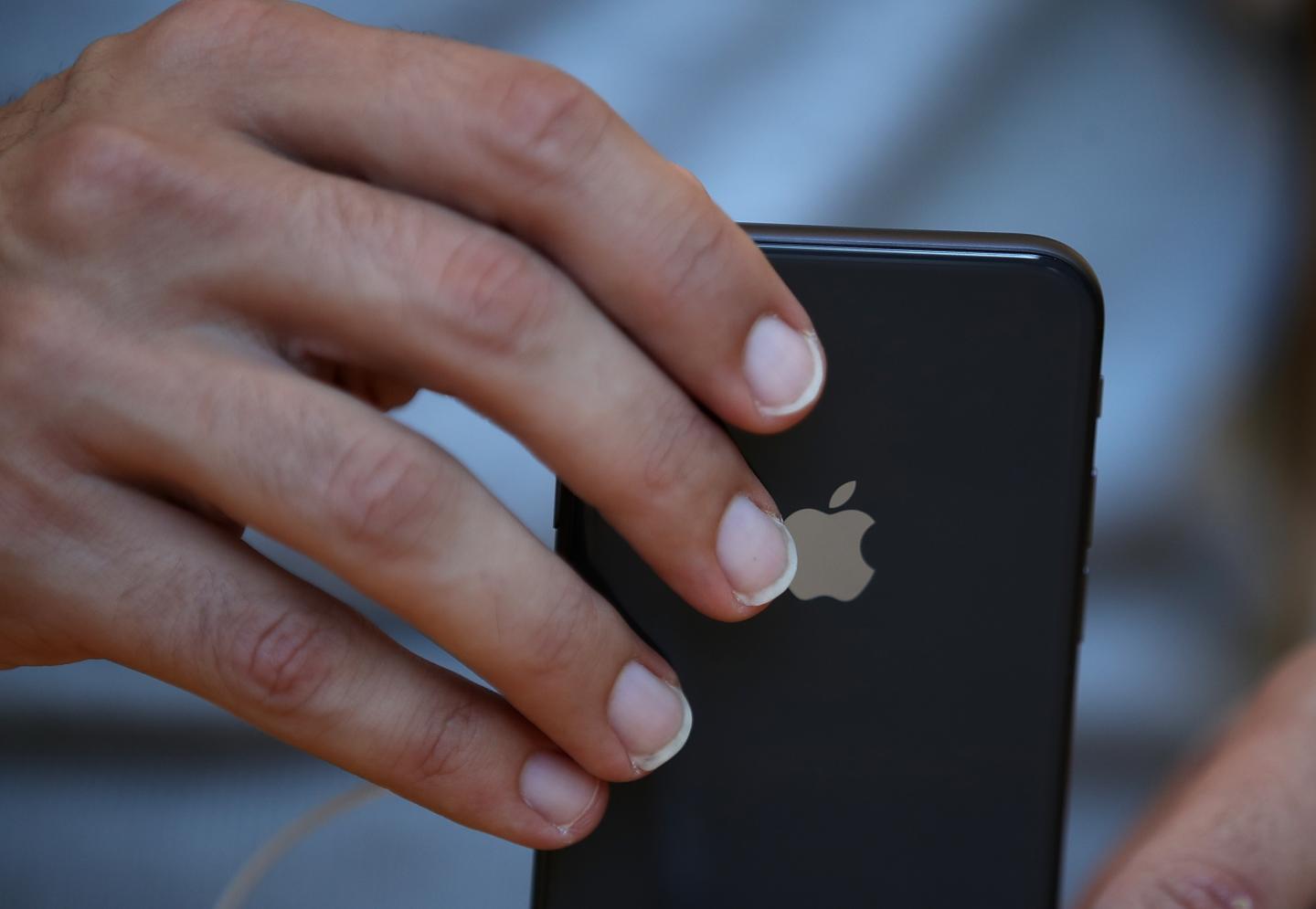 Apple services
