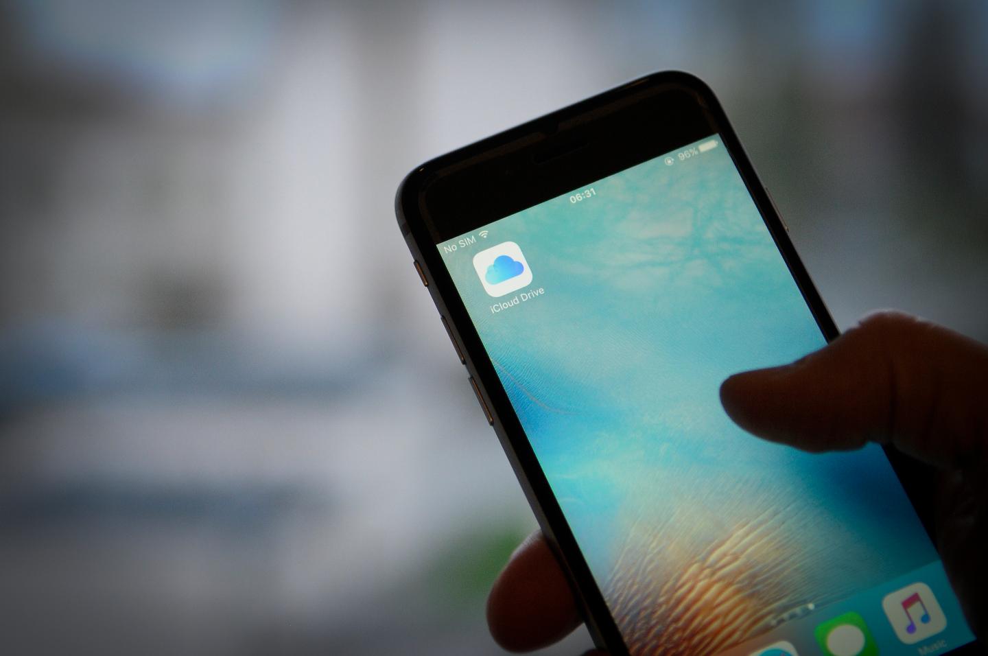 Apple’s iCloud security comes under scrutiny, as data merchants lose their grip on iPhones’ location data