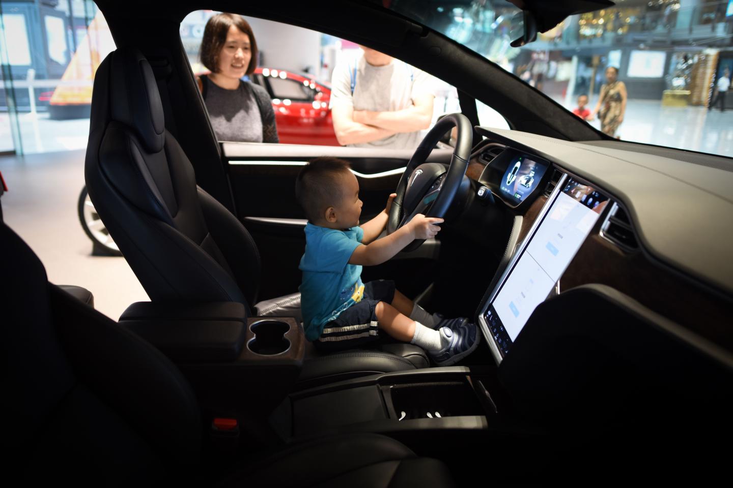 CHINA-Tesla