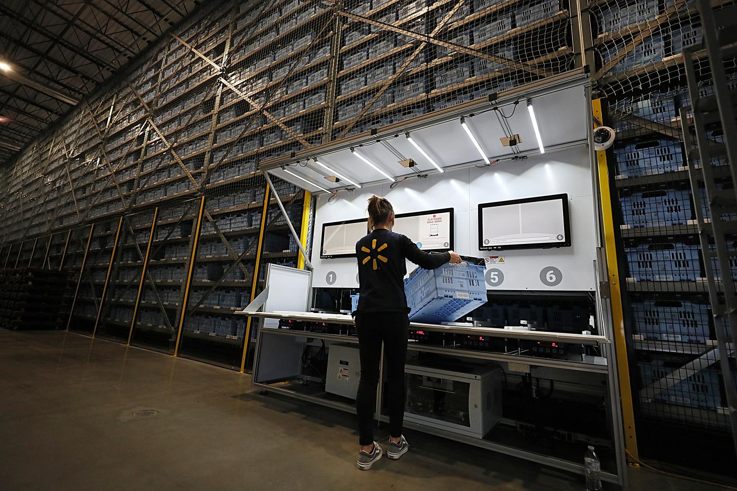 Walmart-Warehouse