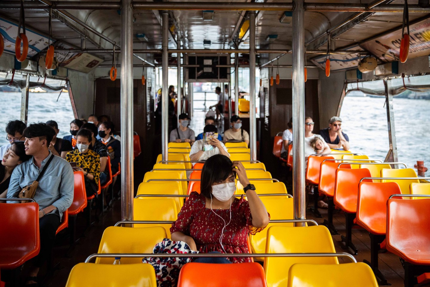 Coronavirus-Masks-Ferry