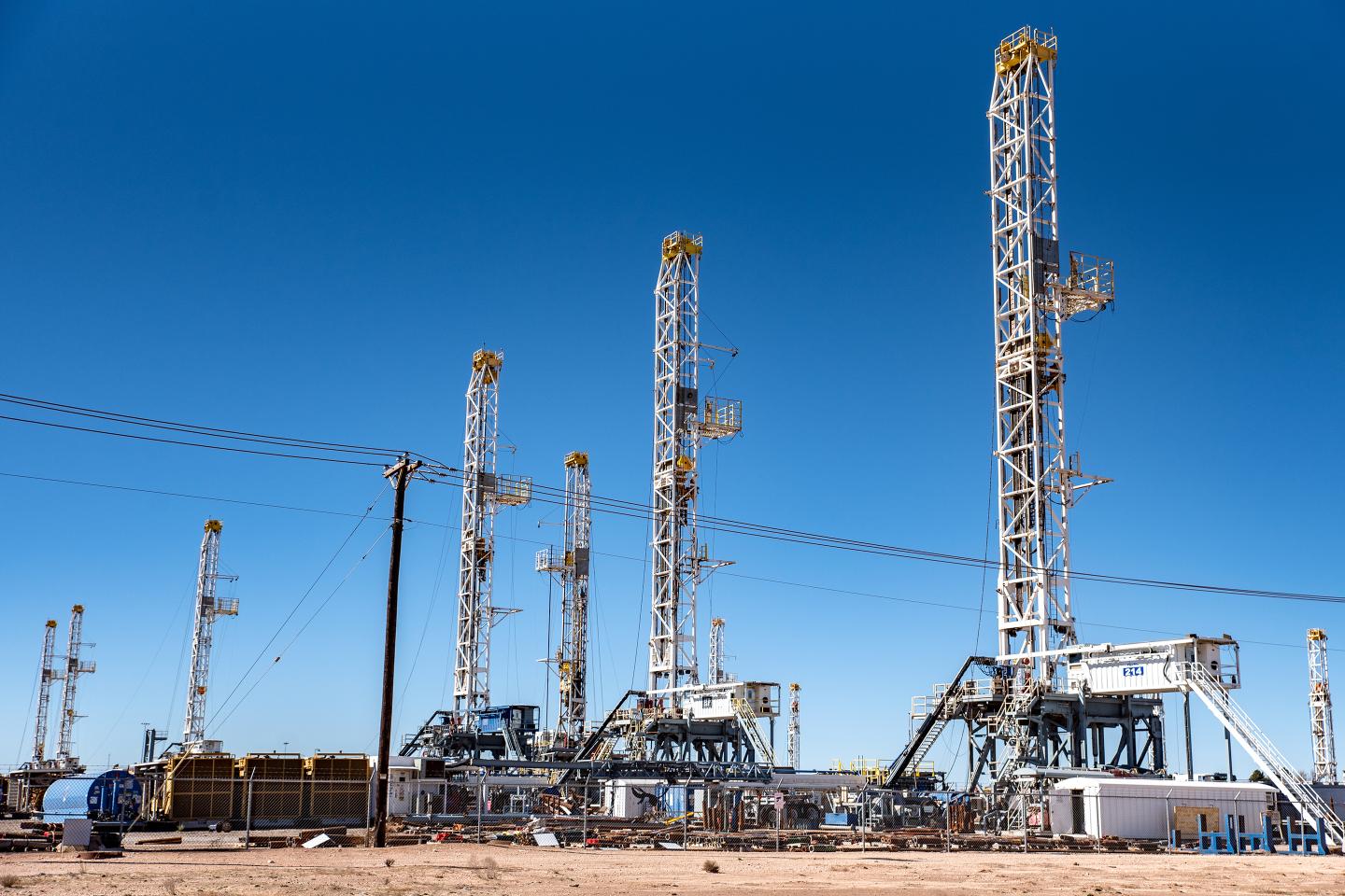 Coronavirus may be the straw that breaks the back of oil fracking