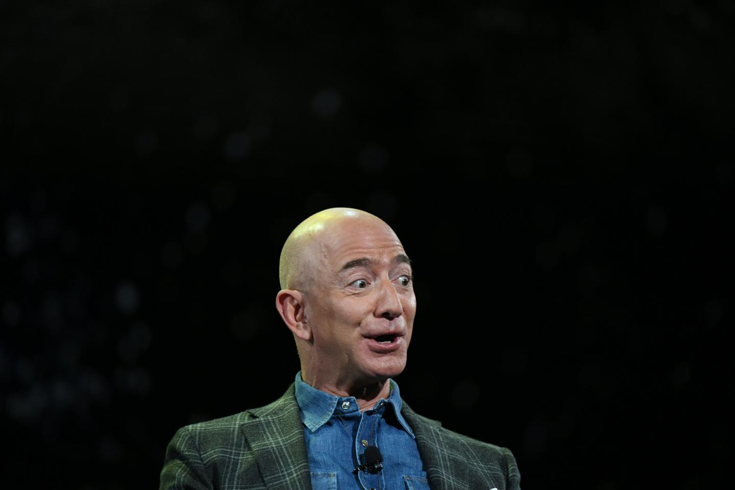 Bezos’s $10 billion Earth Fund could shape Earth in Bezos’s favor