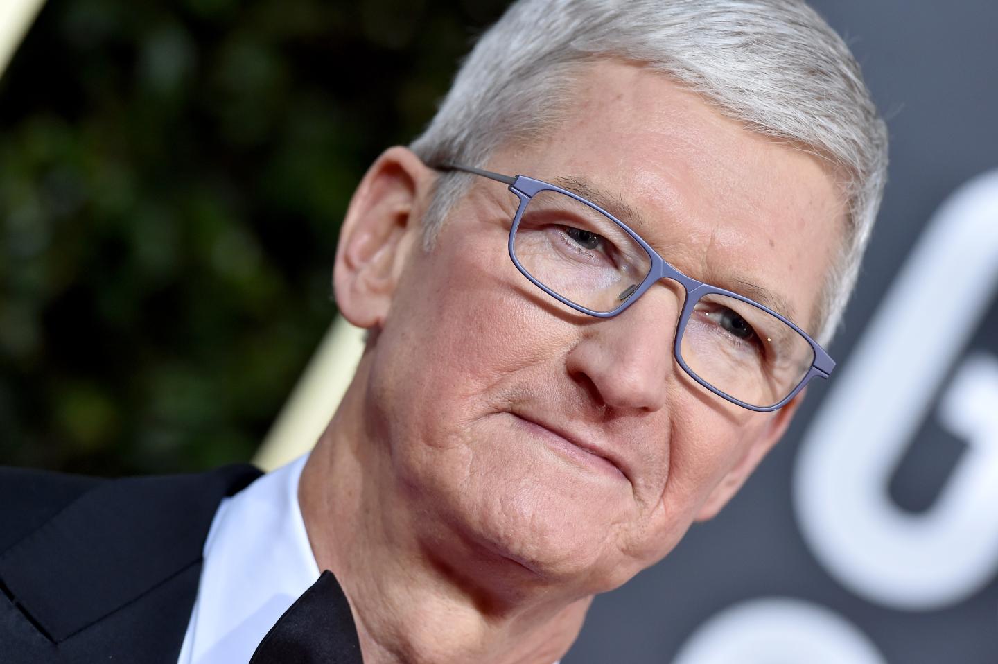 Apple’s iPhone and services businesses impress as the iPad turns 10
