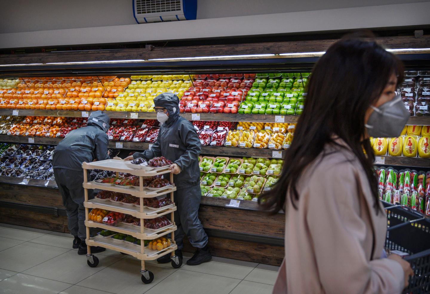 Coronavirus wreaks havoc on Chinese food producers, sending inflation soaring