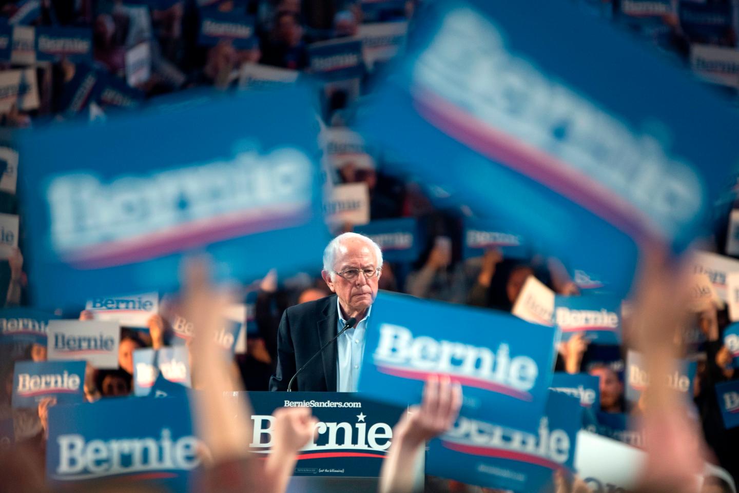 US-POLITICS-VOTE-DEMOCRATS-SANDERS