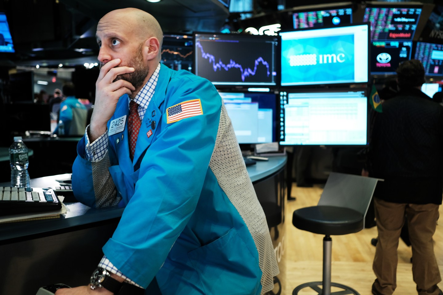 Dow Plunges Over 1000 Points As Spread Of Coronavirus Rattles Markets