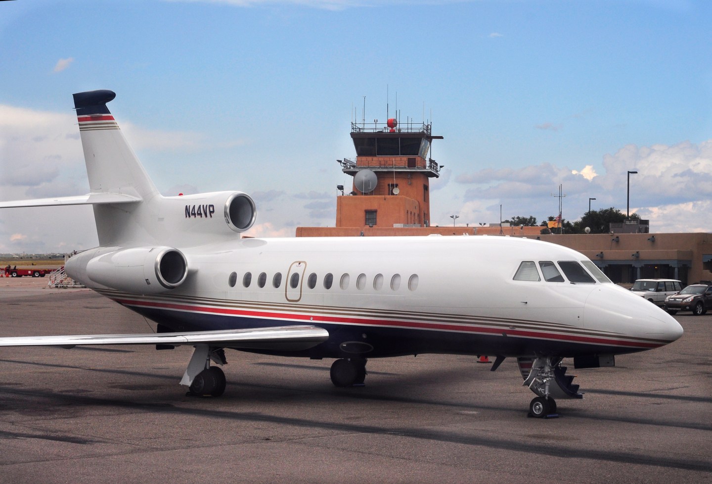 Wealthy people flying private jets to avoid coronavirus