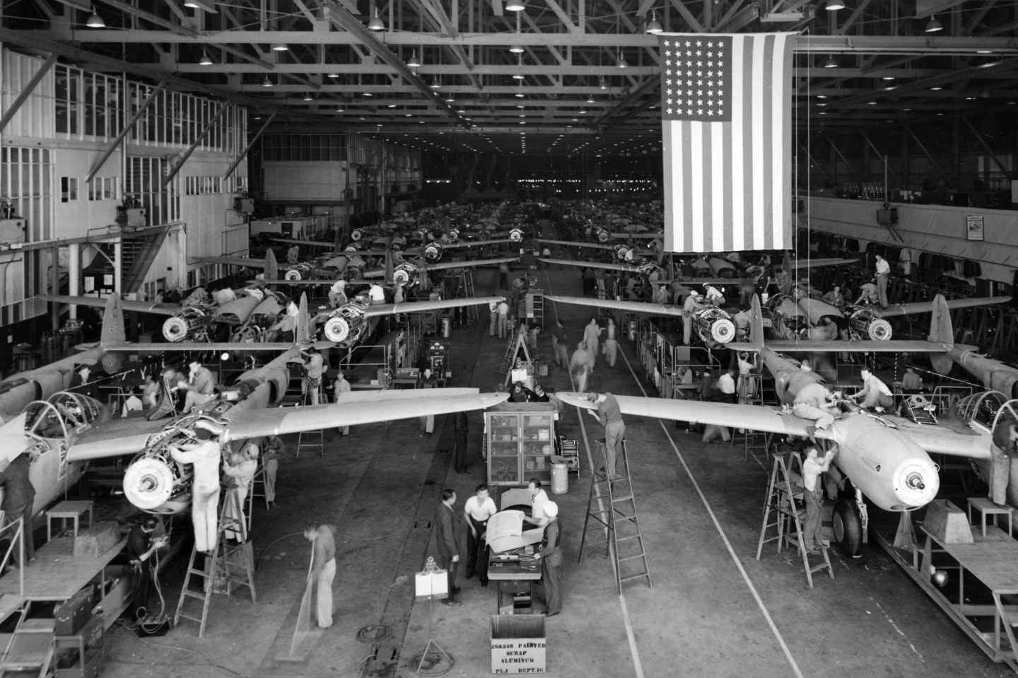 1943 WWII Aircraft Lockheed Production
