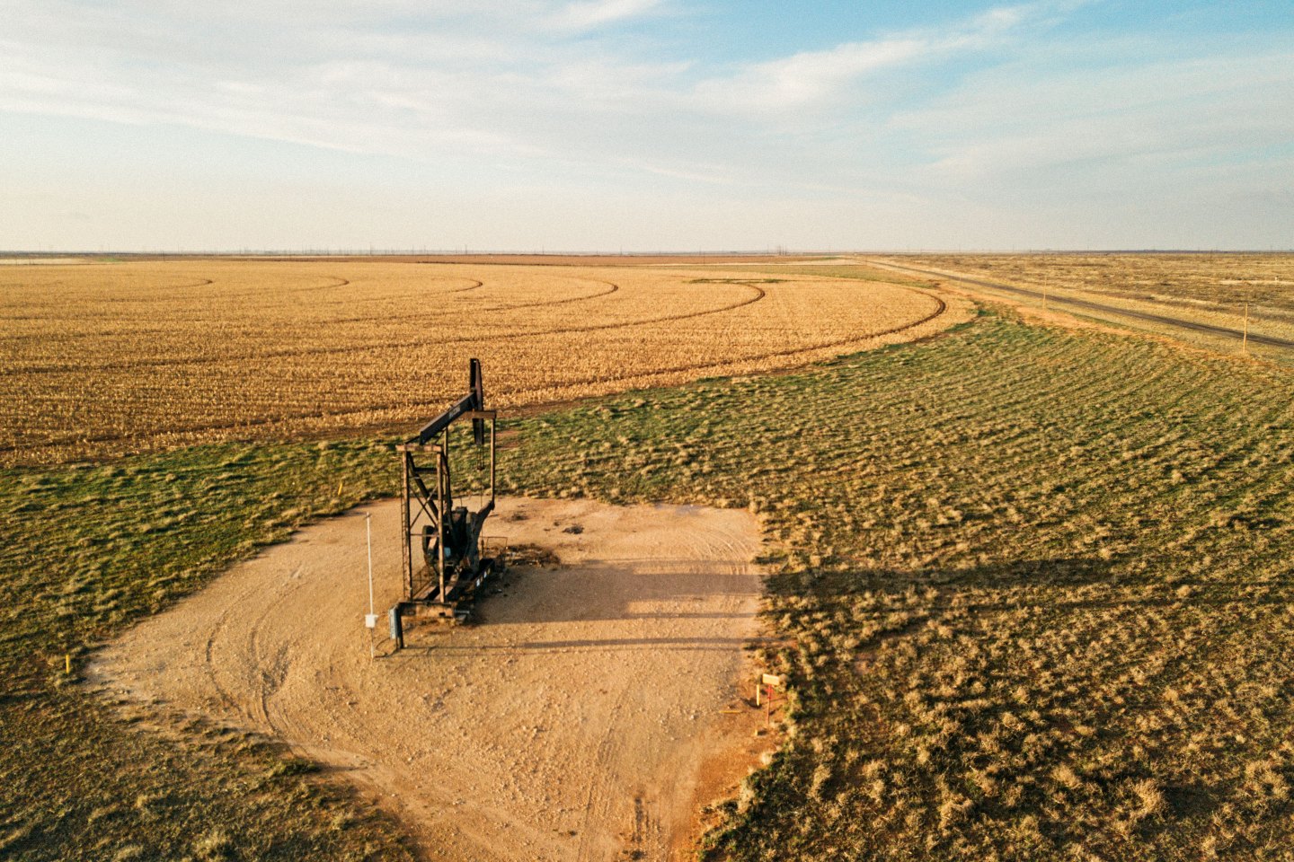 CO₂ CEMETERY: The West Seminole field in Texas, where Occidental Petroleum hopes
to bury many tons of captured carbon dioxide.