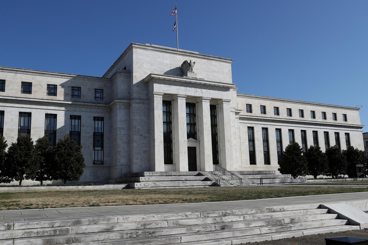 The Fed restarts commercial paper facility to help market