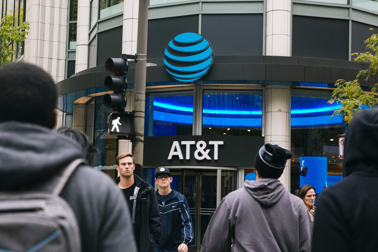 at&t store in chicago