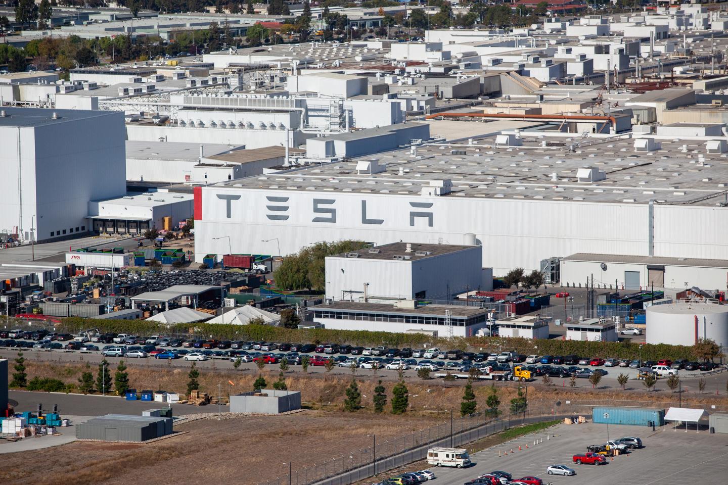 Tesla will idle plant after days-long duel with authorities
