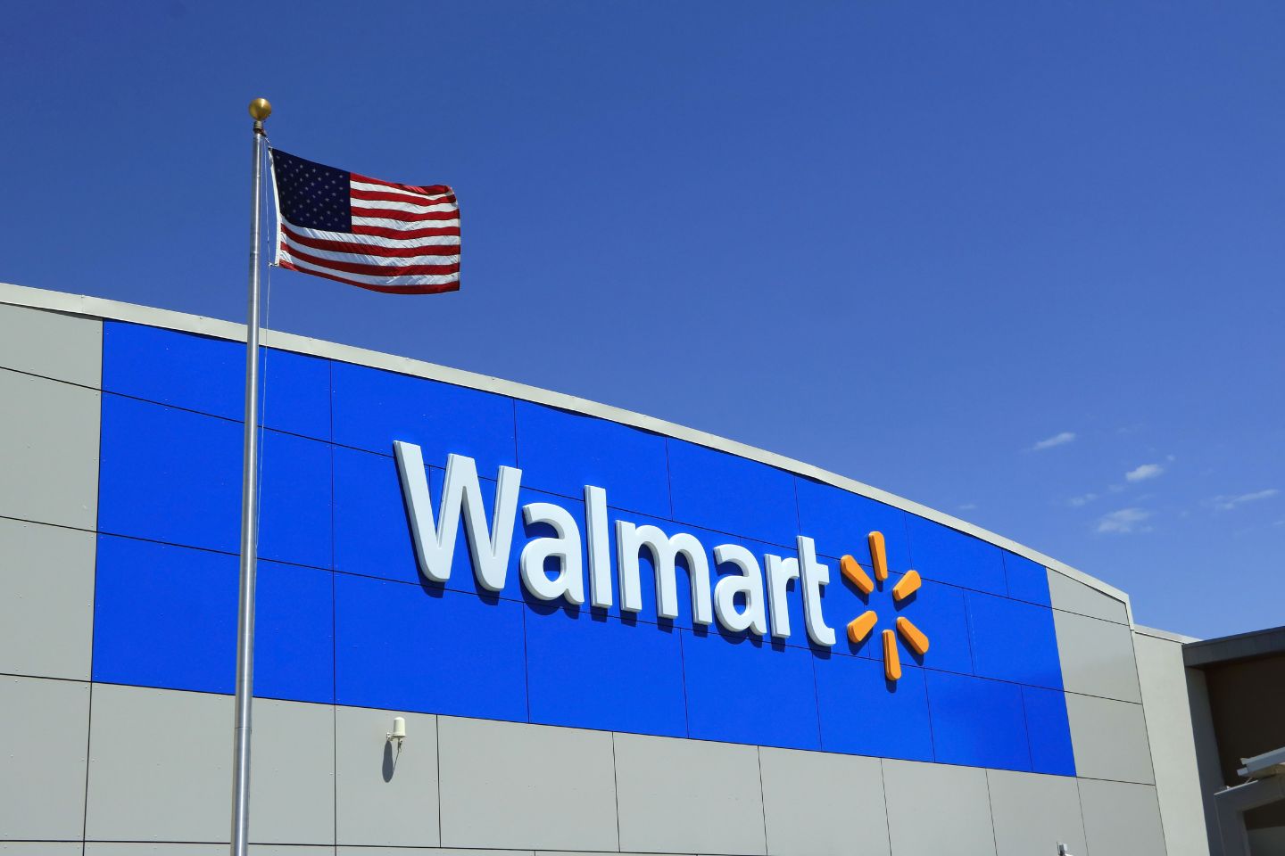 Walmart has already hired 25,000 workers in first week of hiring surge, thanks to streamlined process