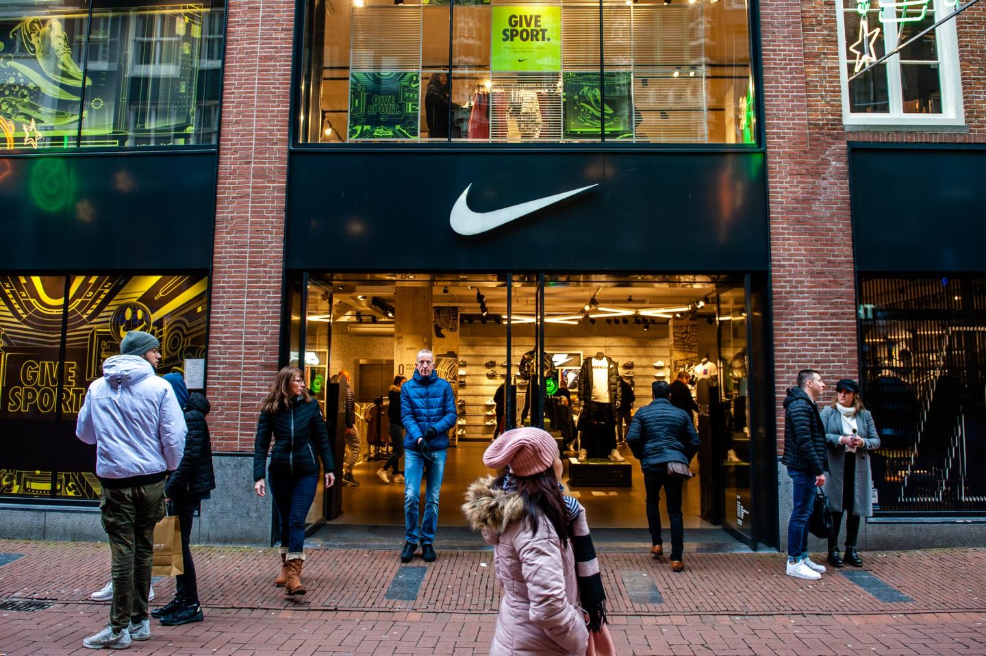 Nike and Apple lead ranks of retailers temporarily closing U.S. stores during coronavirus crisis
