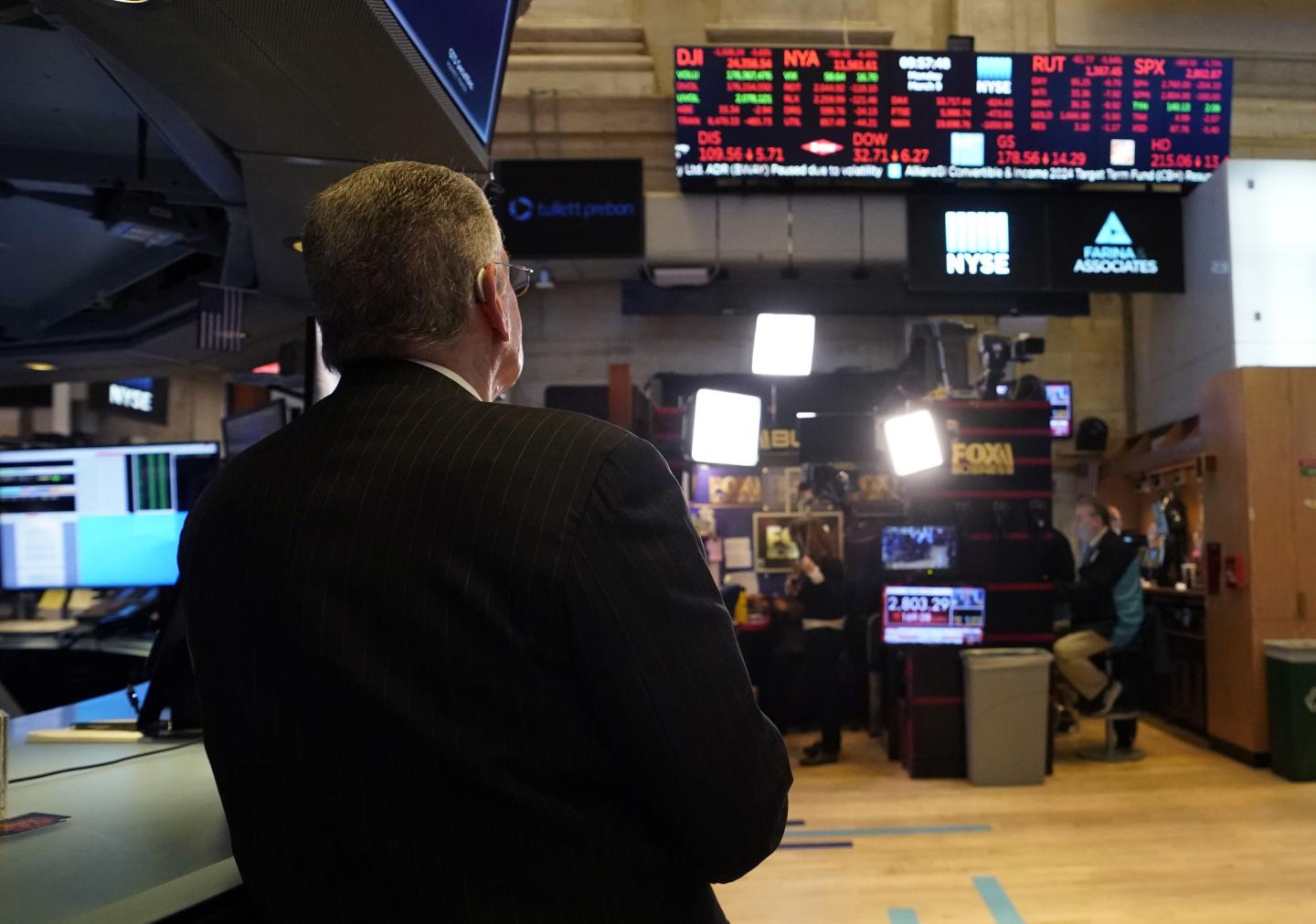 Here are two of the biggest losers from the Saudi Arabia oil price war