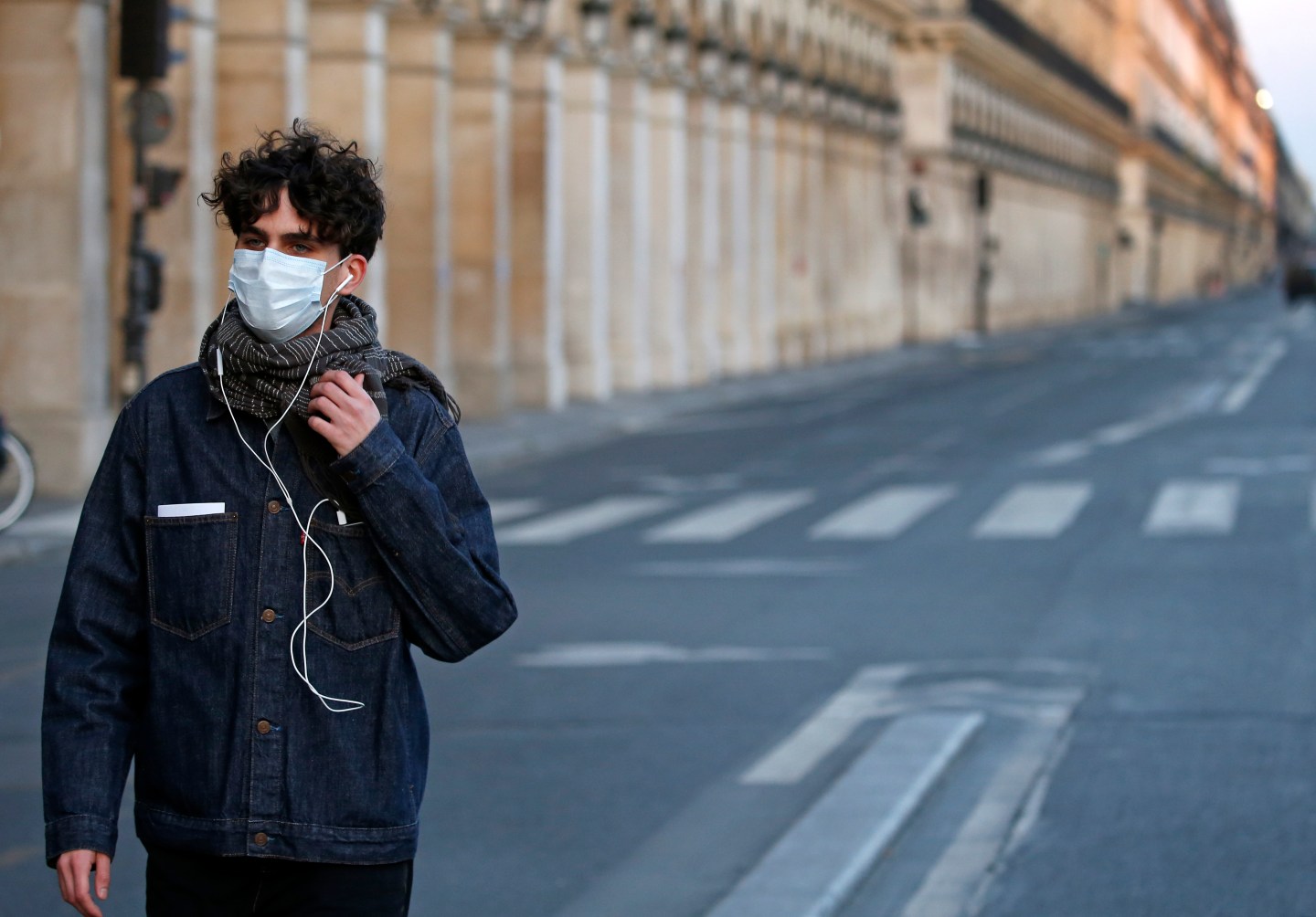 Young people are getting sick from coronavirus.