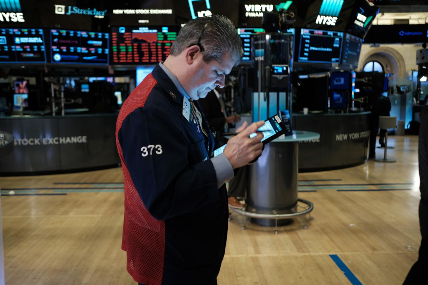In a first, NYSE will close its trading floor and conduct remote trading amid coronavirus pandemic