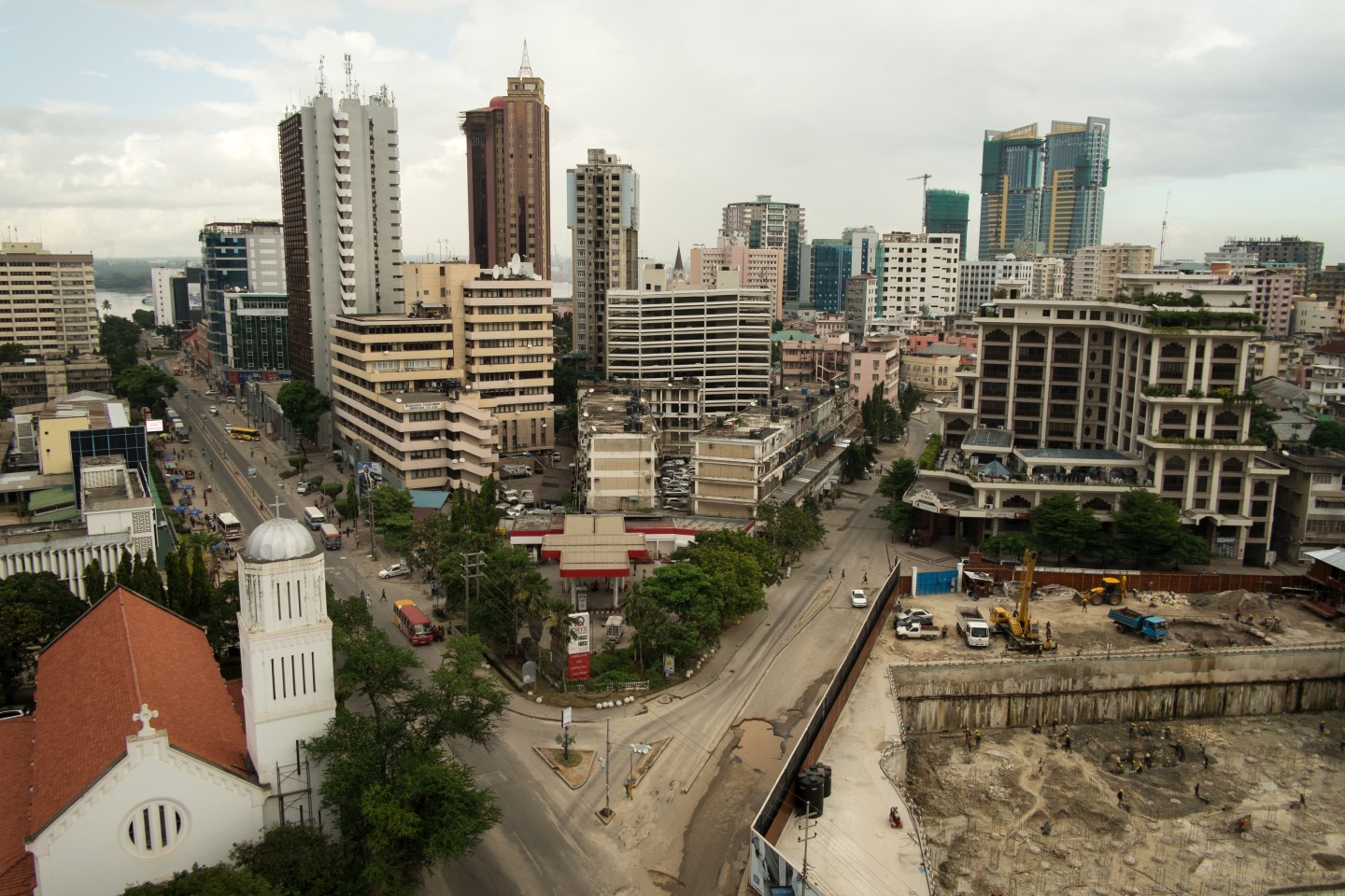 Old and new buildings in Dar es Salaam, Tanzania, one of Africa's fastest-growing cities. Photo by Daniel Hayduk/AFP via Getty Images