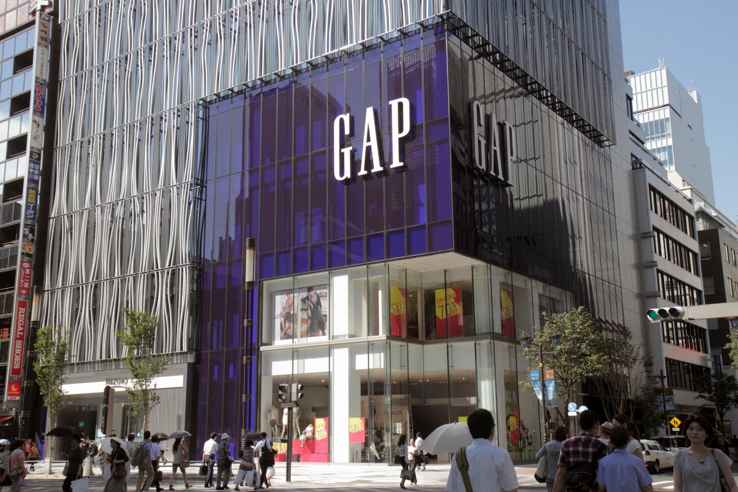 Gap Inc pegs coronavirus losses at $100 million and counting