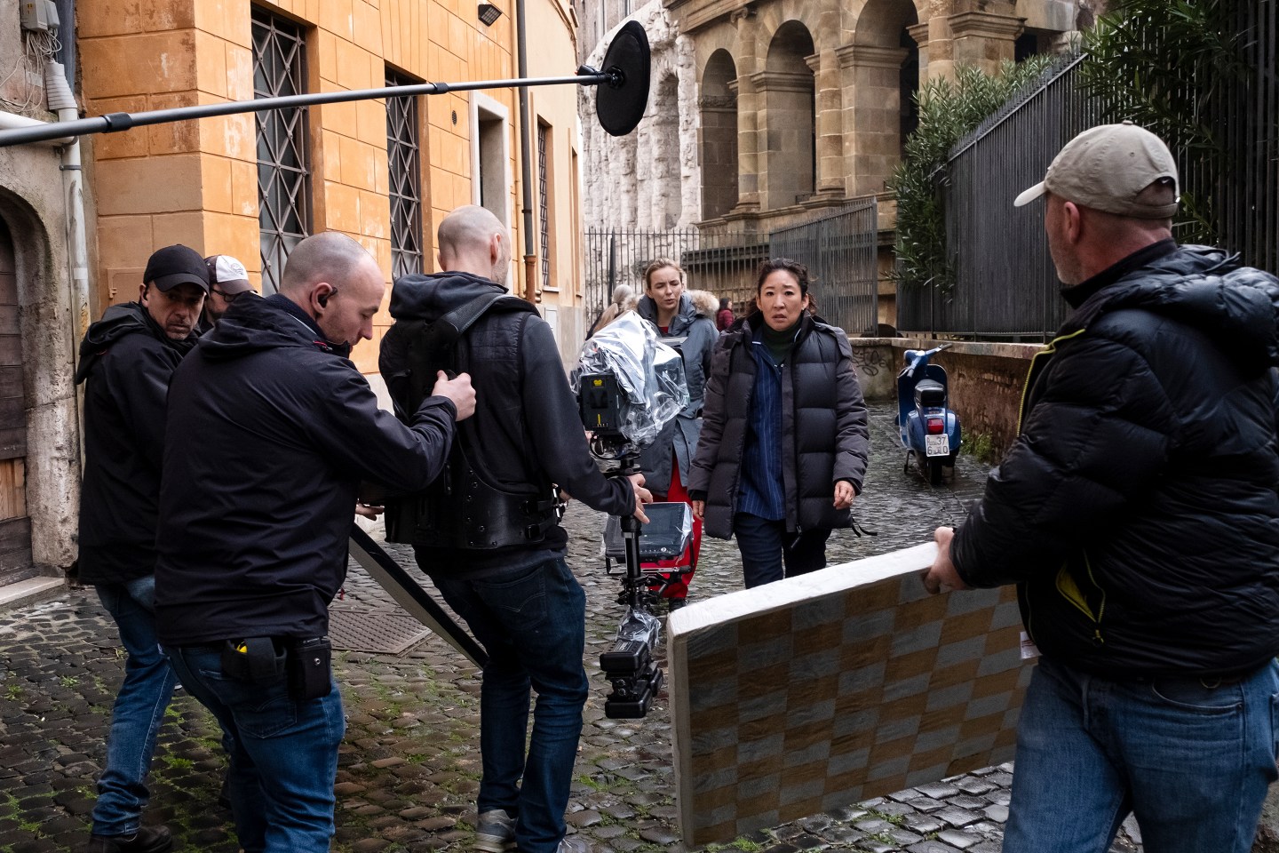 Killing-Eve-BBC-Behind-the-Scenes