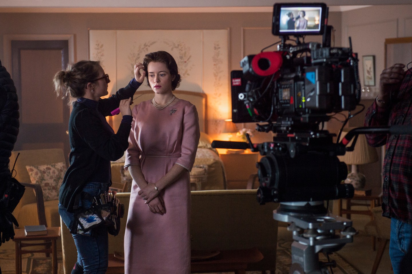 Netflix-Behind-the-Scenes-Crown