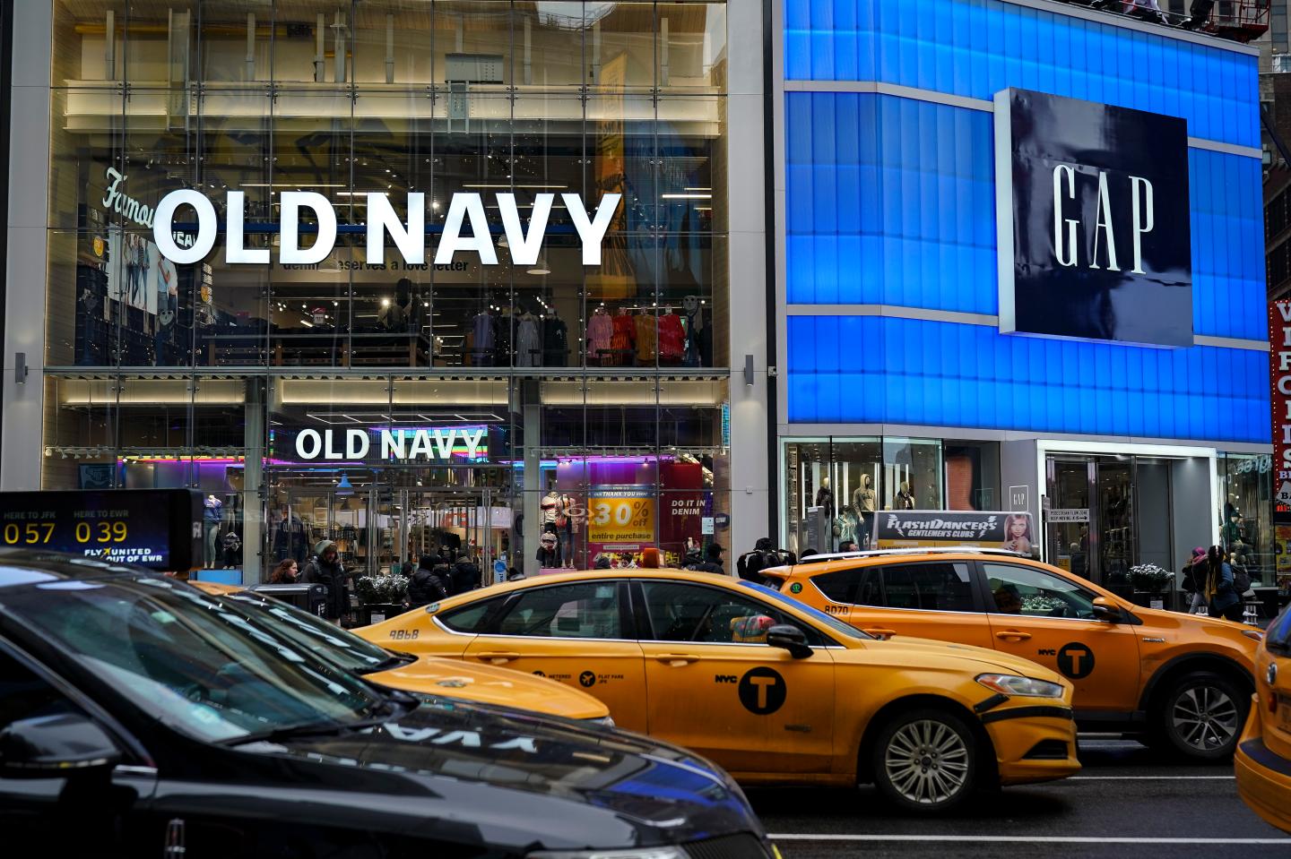Gap is trying something new to deal with the coronavirus: Packing stuff up to sell in 2021 instead