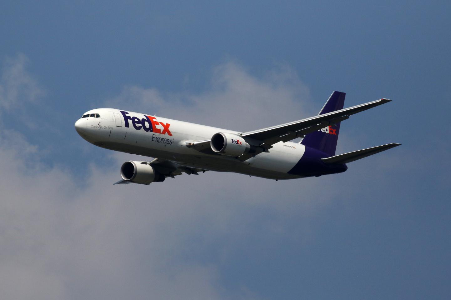FedEx is shipping tens of thousands of coronavirus tests to labs each week