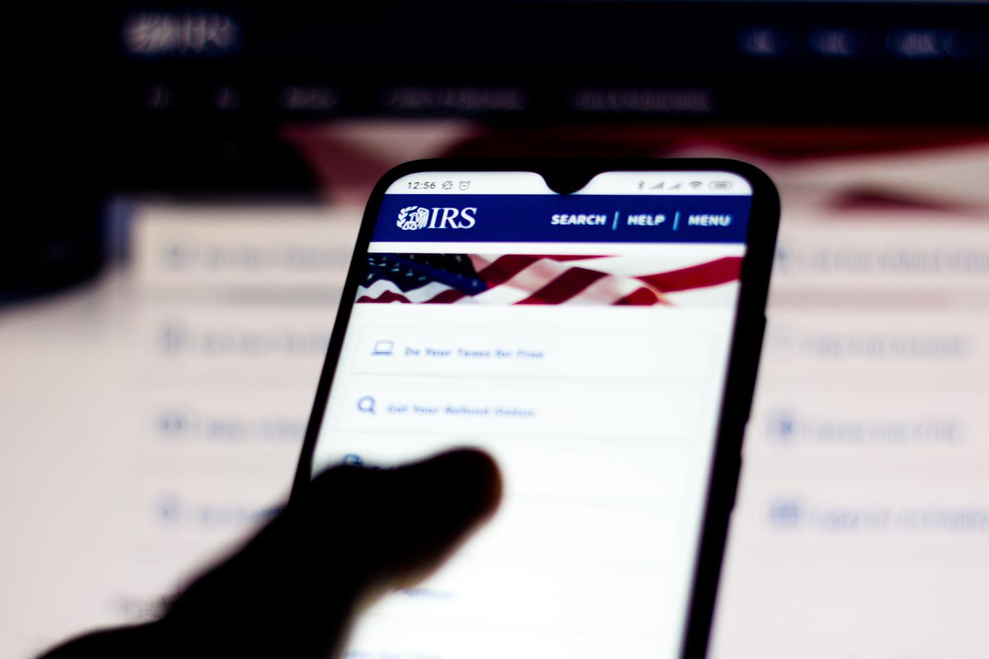 Couldn’t track your stimulus check? Errors and long waits plague IRS portal rollout